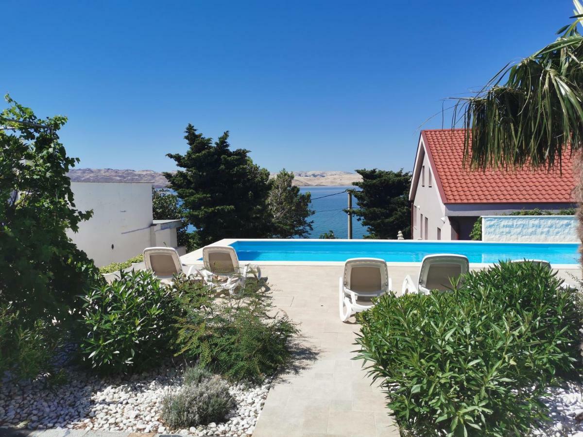 Beachfront Apartments Anita With Pool Karlobag Extérieur photo